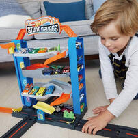 Hot Wheels Stunt Garage Play Set