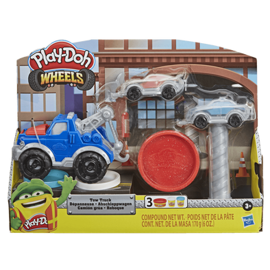 Play-Doh Wheels Tow Truck Toy with 3 Non-Toxic Play-Doh Colors