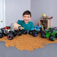 Monster Jam 1:24 Monster Truck Die Cast Vehicle - Assortment