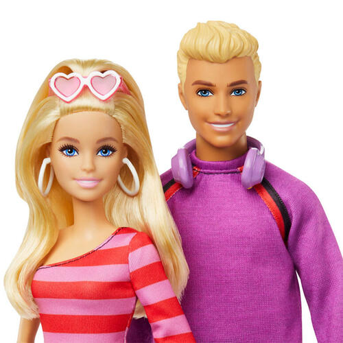 Barbie Fashionistas Doll Accessories Set, Roller-Skating