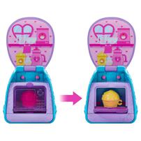 Barbie Family & Friends Chelsea Cupcake Baking Backpack