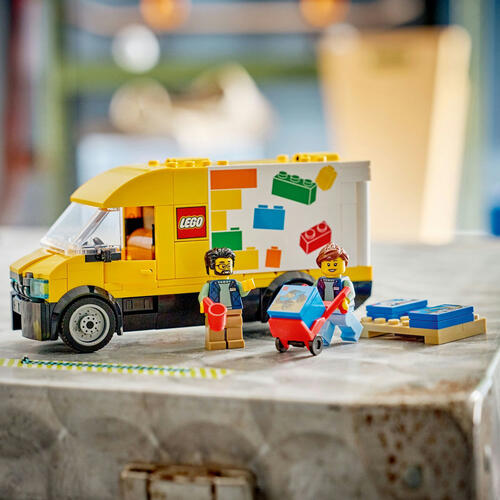 LEGO City: The LEGO Van 60500