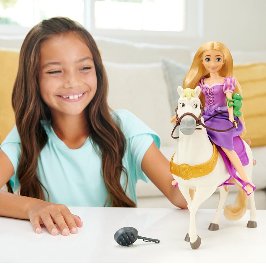 Disney Princess Rapunzel Maximus Toys