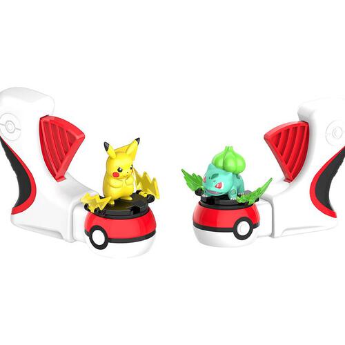 Pokemon Battling Figures Pikachu And Bulbasaur