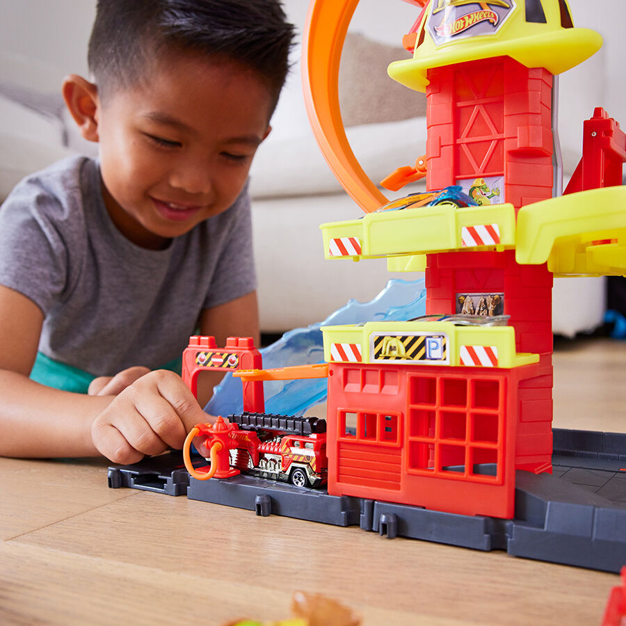 Hot Wheels City Fire Stunt Station Toys R Us Brunei Official Website