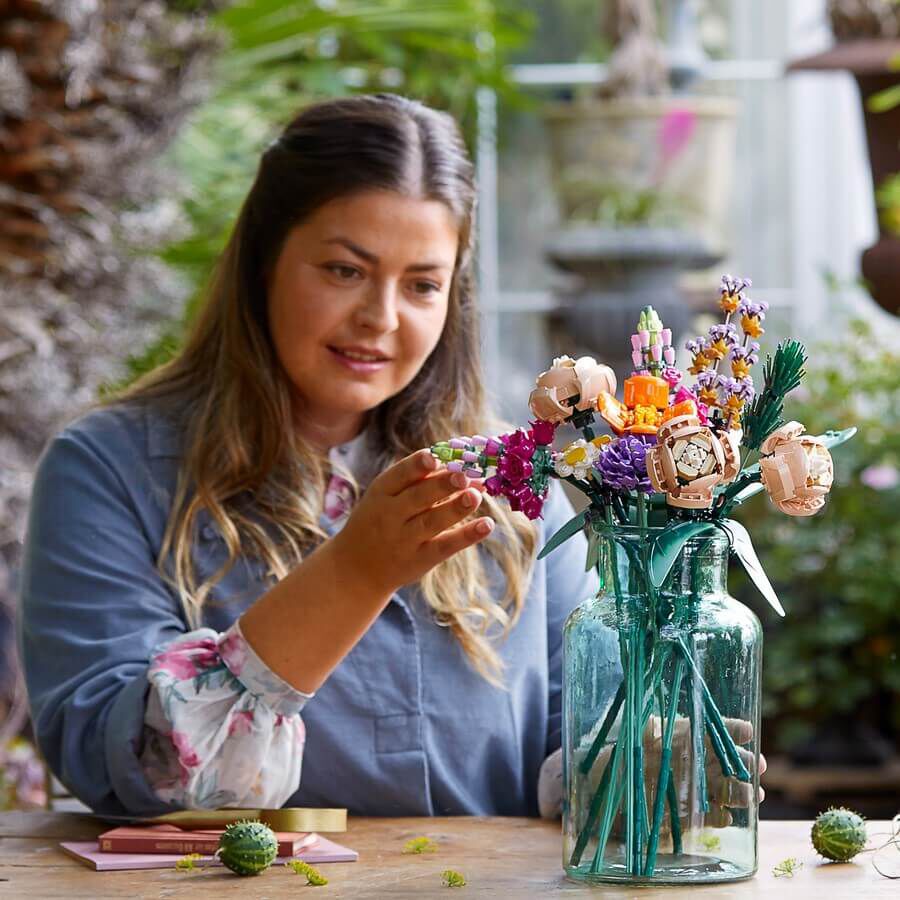 Lego creator sales 10280 flower bouquet