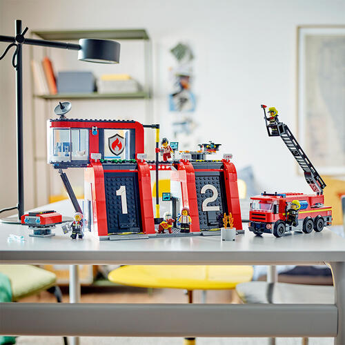 LEGO City Fire Station with Fire Truck 60414